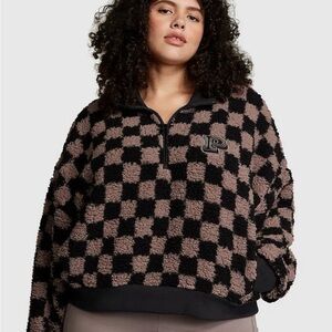 PINK Victoria Secret Cozy Oversized Sherpa Quarter Zip Small Checkered